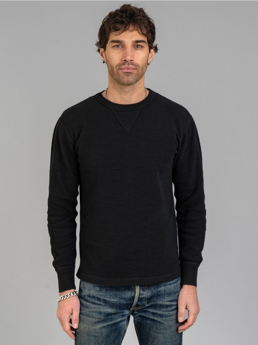 UES V-Gusset Long Sleeve T Shirt - Black