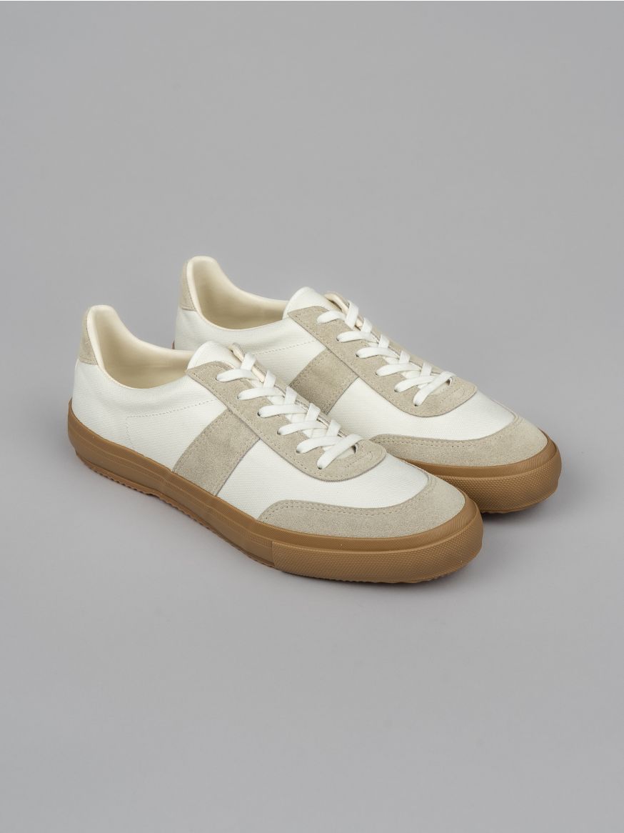 Moonstar Low Top Trainer Athletic Ace- White