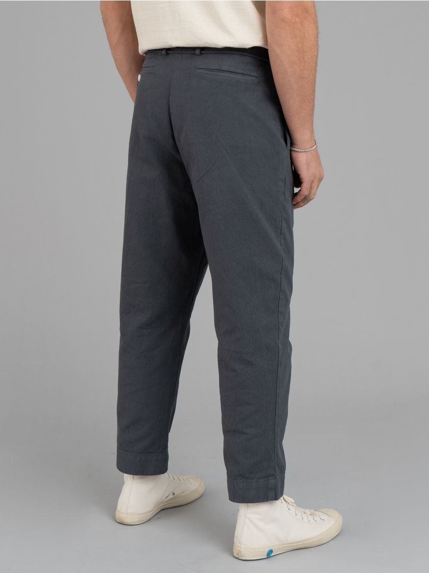 Seuvas Tapered Easy Pants - Charcoal