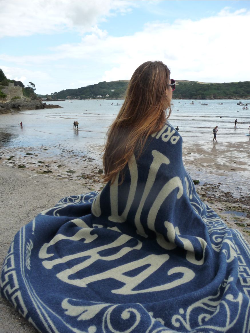 Indigofera 100% Wool Blanket Blue Logo