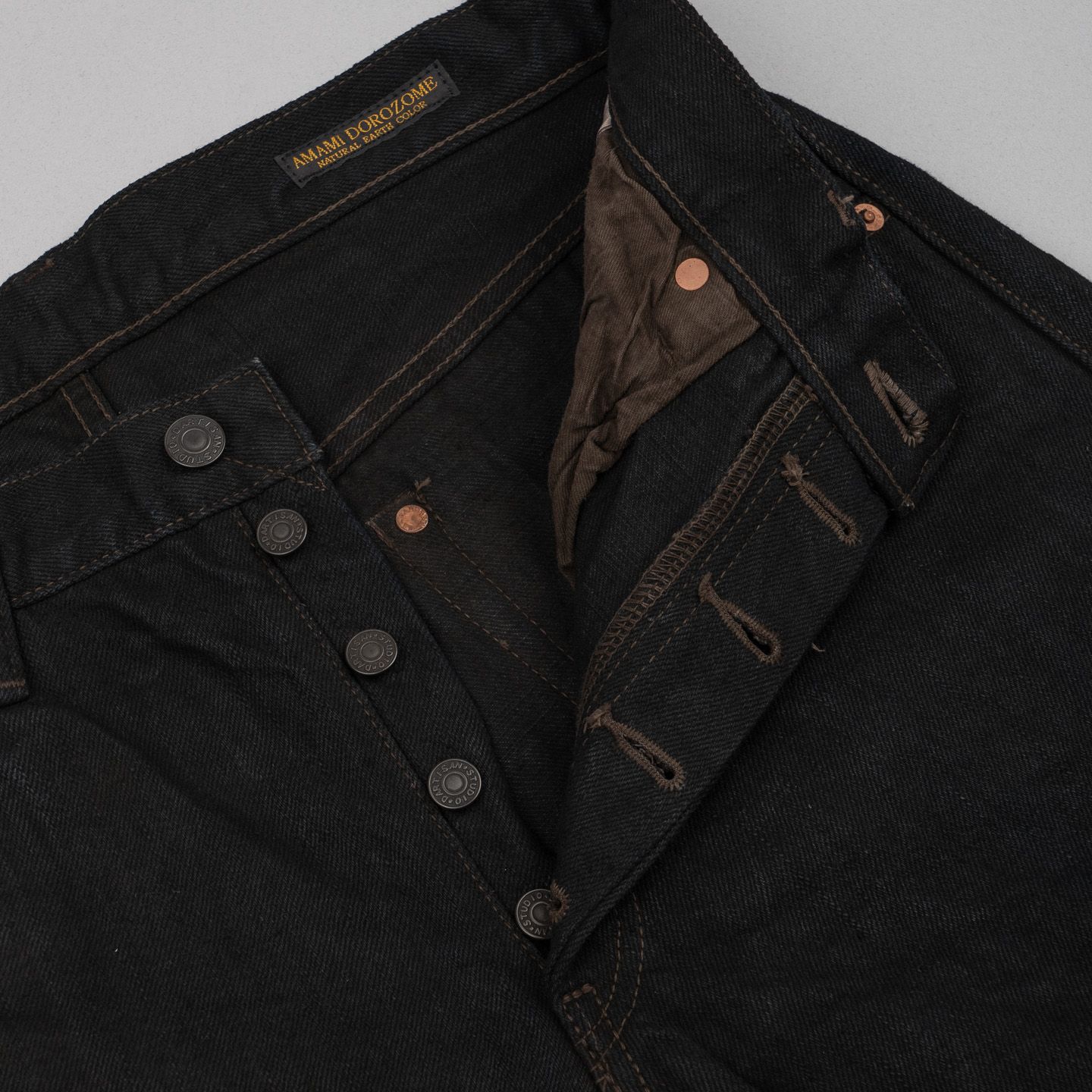 amamiページ SP-120 18oz Amami Dorozome Jeans - Relaxed Tapered - Studio