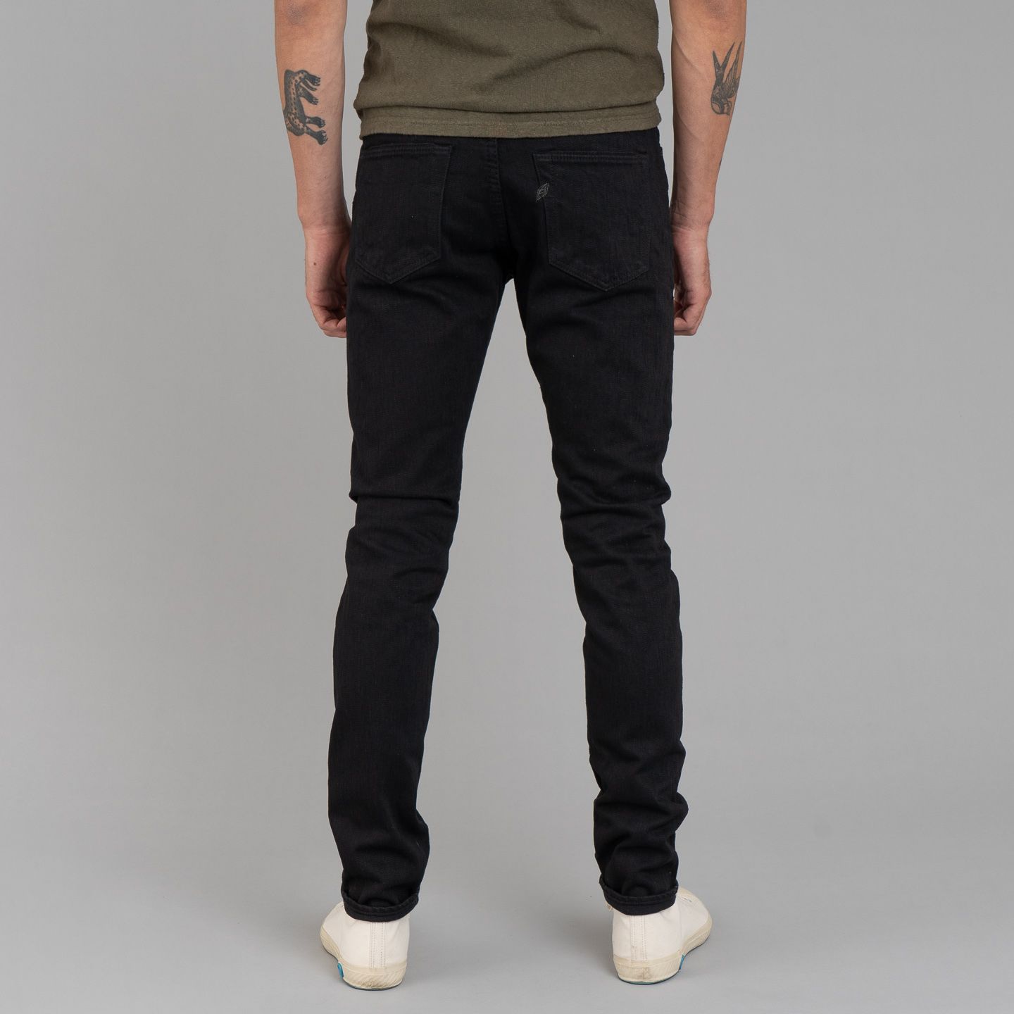 UCC - オリーブ　桑田佳祐×UCC BLACK JEANS 2025 Limited Edition Year of the Snake Carrot Fit Raw Jeans