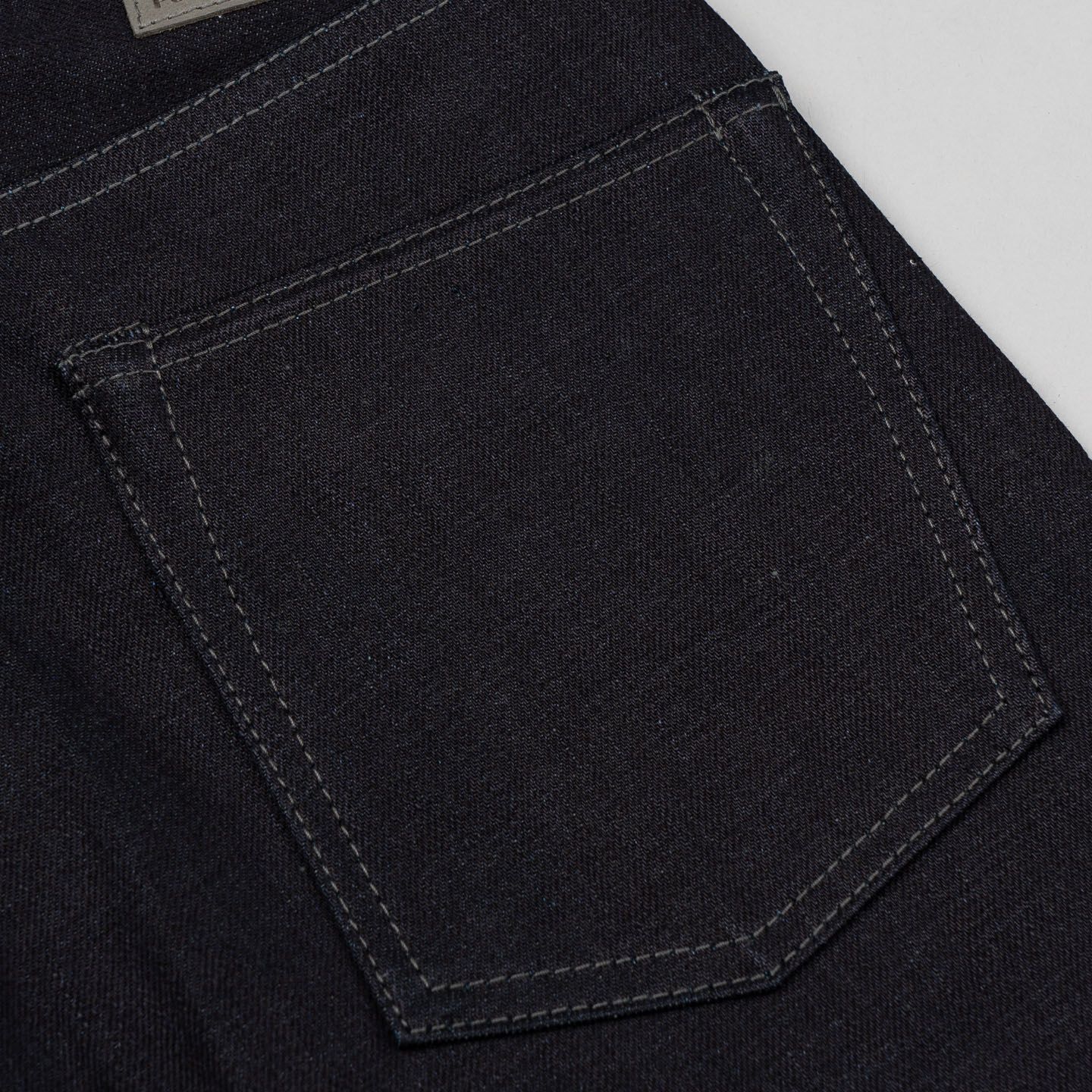 0306-52G Indigo/Grey Tight Tapered Jeans - Momotaro | R&H