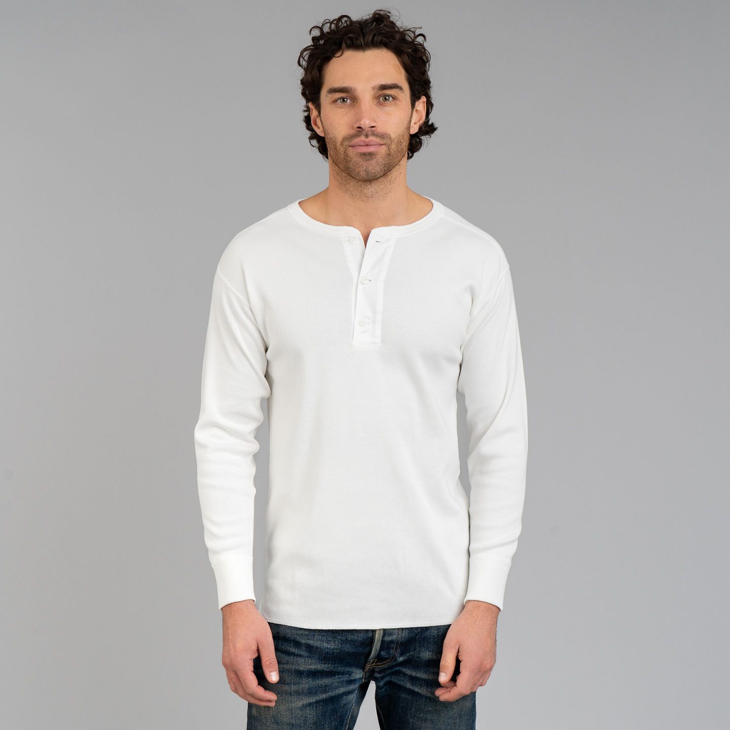 【THE MUSEUM VISITOR】 CHECK MIXED HENLEY NECK T-SHIRT WHITE Mens_Essentials_Henley_Black_W