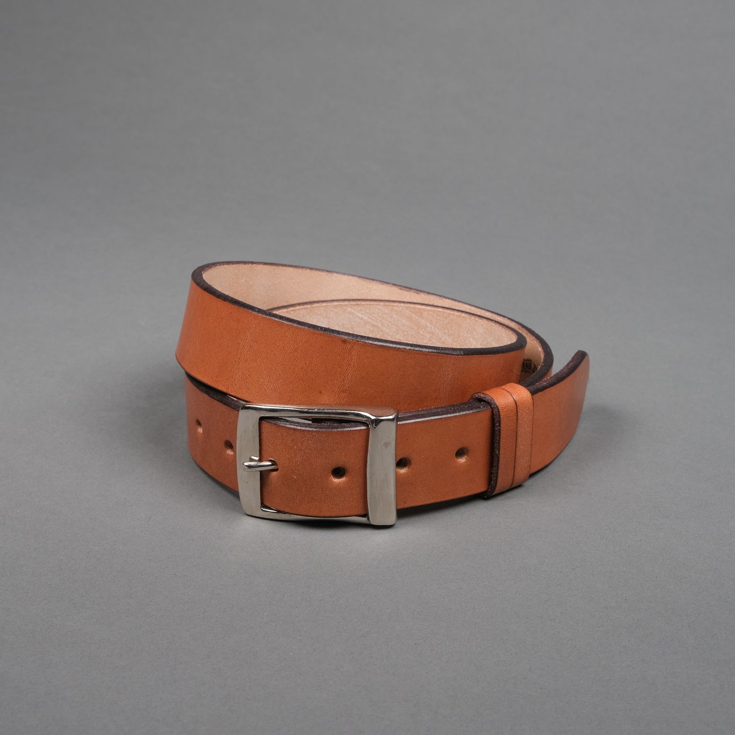 Rivet Hide Bridle Leather Belt Light Brown Oak Bark