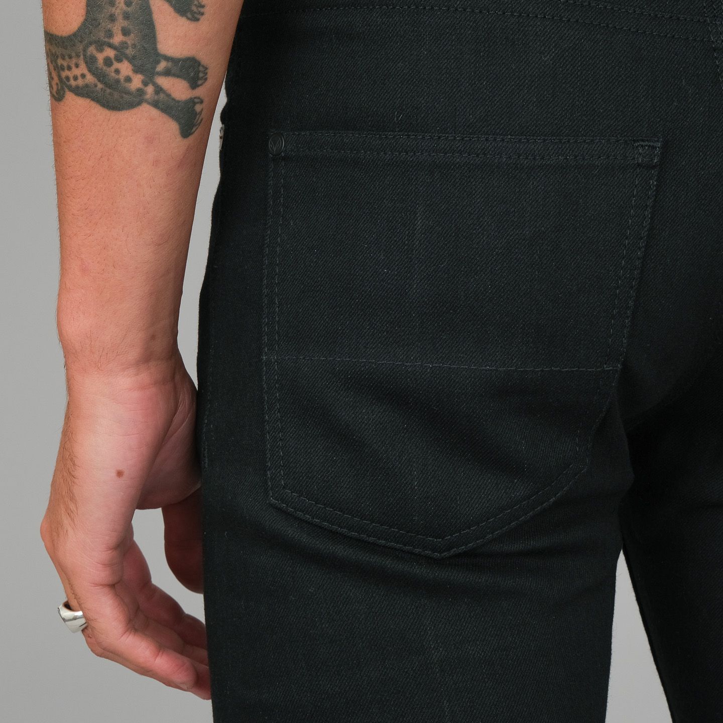Hiut Denim Skinr Double Black Selvedge Jeans - Limited