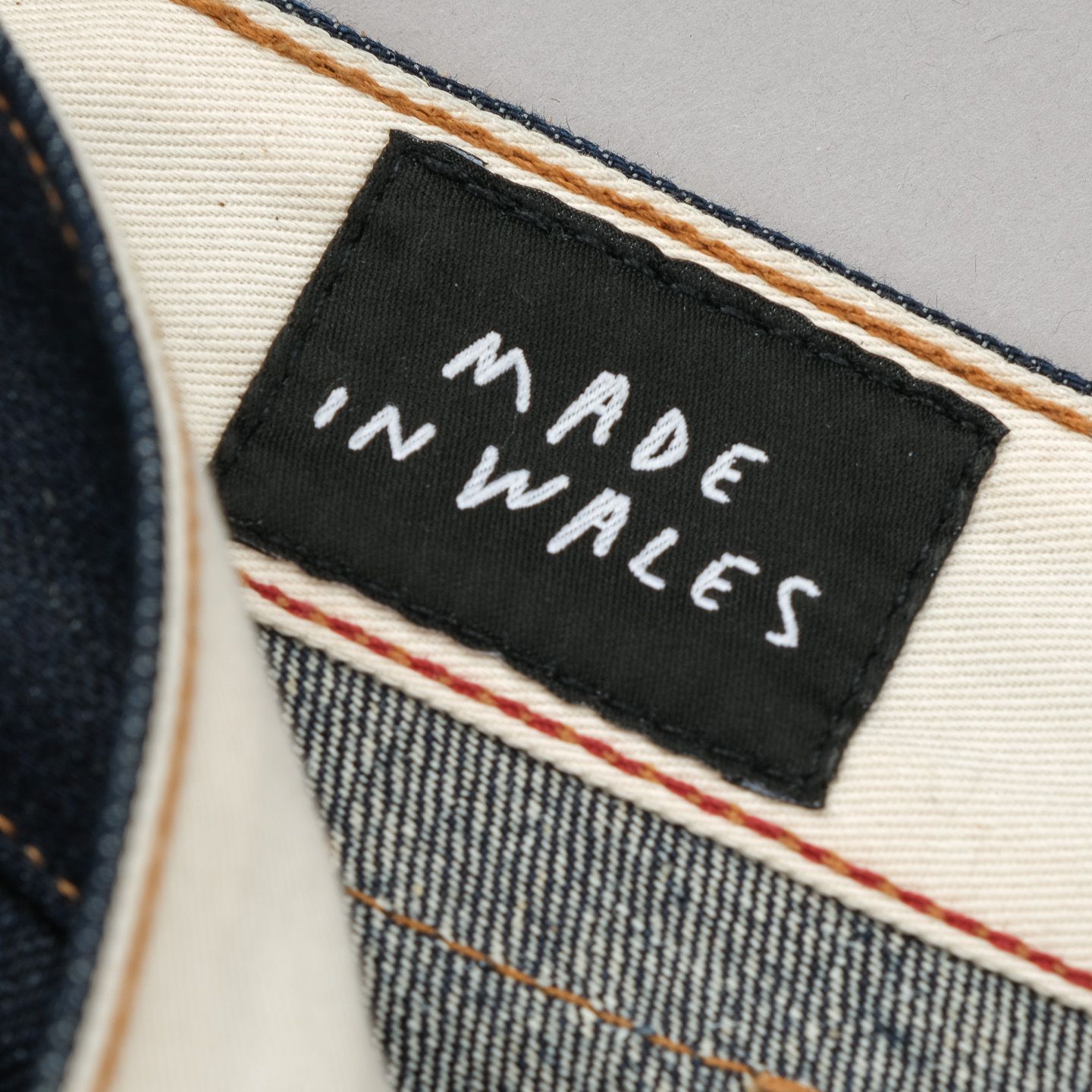 V-FIT Relaxed Tapered Selvedge Jeans - Hiut | Rivet & Hide