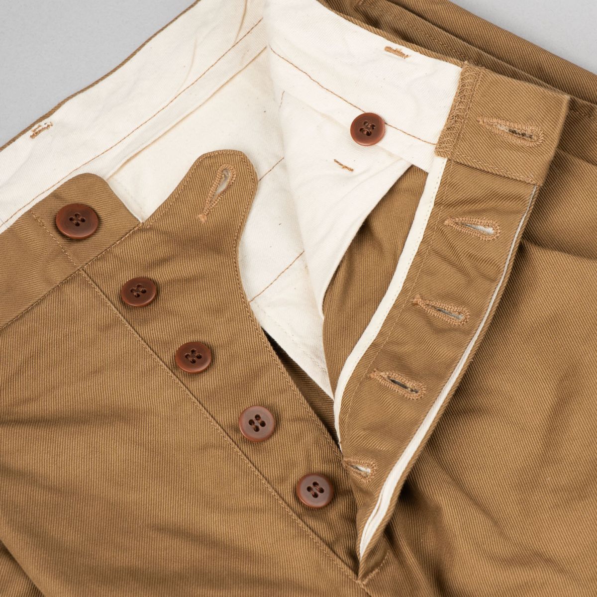 パンツ clumsy.VINTAGE 2 PLEATS CHINO - BROWN\" Seuvas 2-Tuck Chino Trousers - Brown